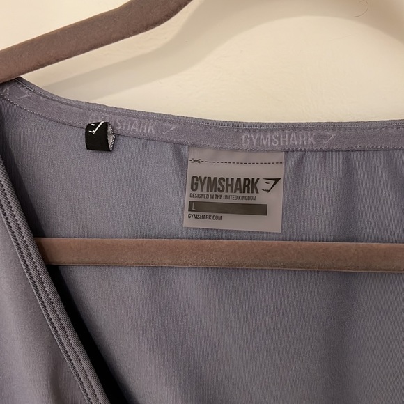 Gymshark cropped top - Picture 2 of 2